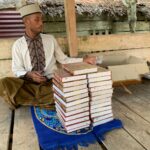 Distribusi Al-Qur’an untuk Santri Balai Pengajian Babul Mubtadin
